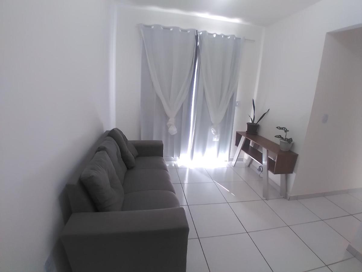 Apartamento em condominio tranquilo à 4km da praia - Housity