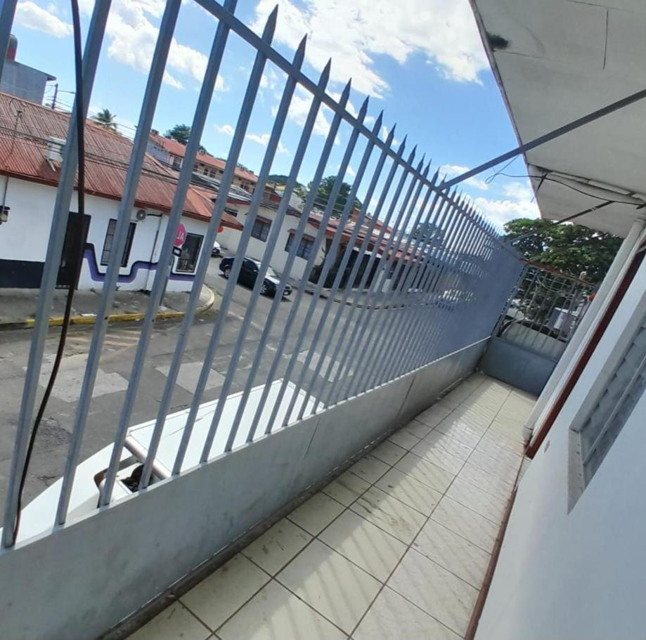 Hostal Jusa - Housity