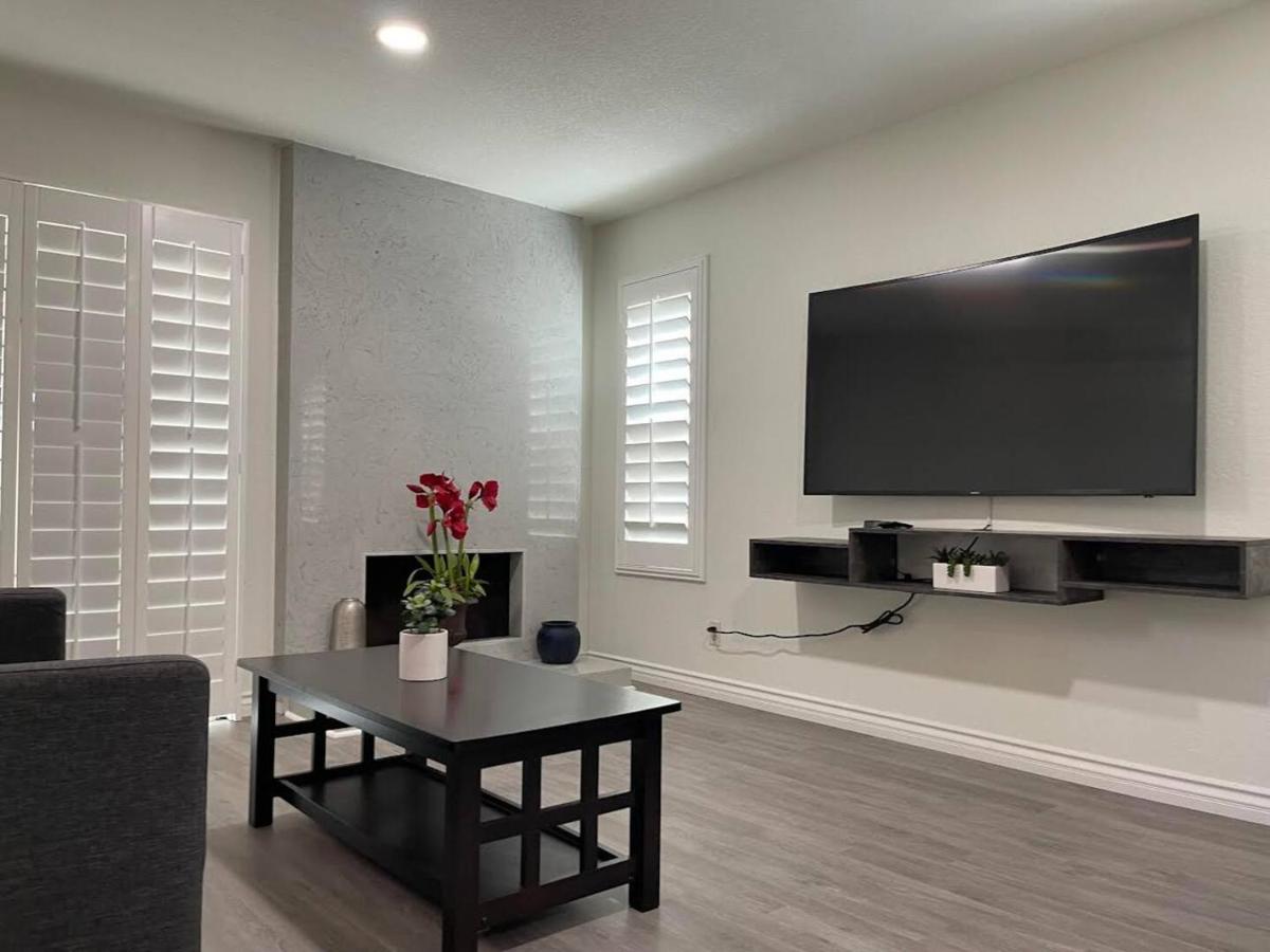 Spacious and Private Secluded Home! - Housity