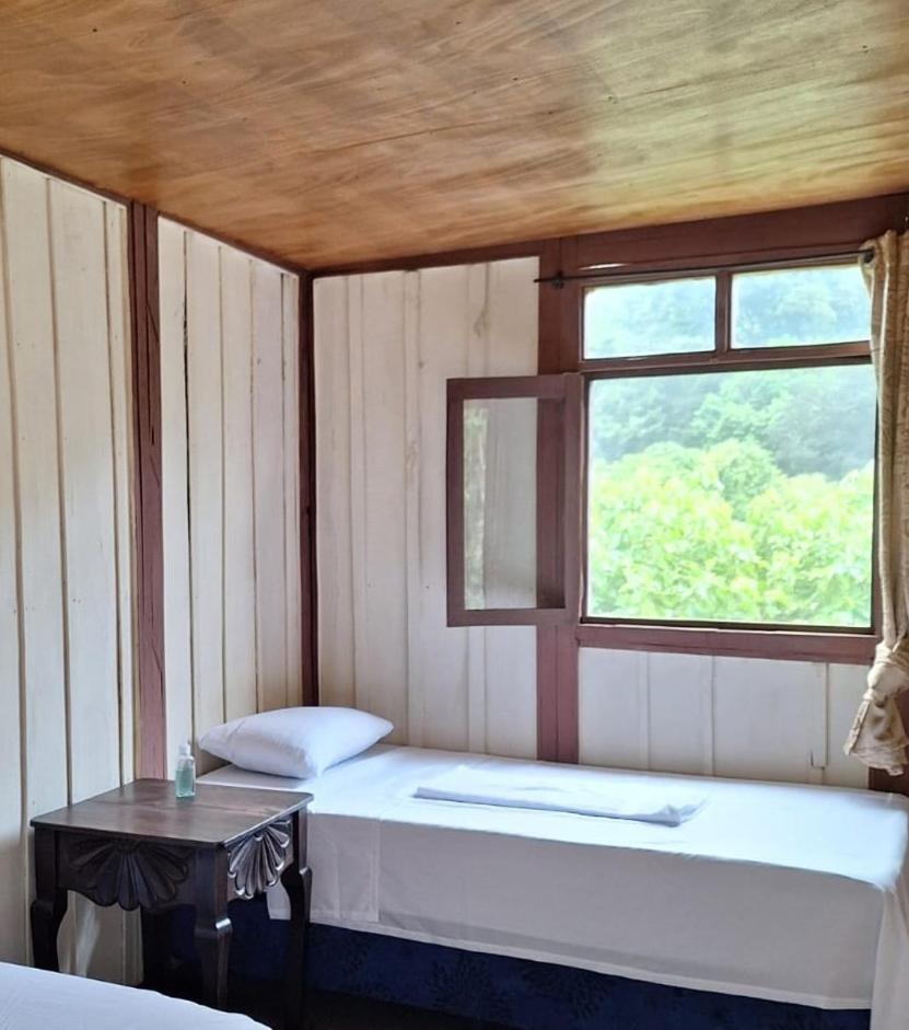Hotel y Restaurante Rocas y Paisajes GT - Housity