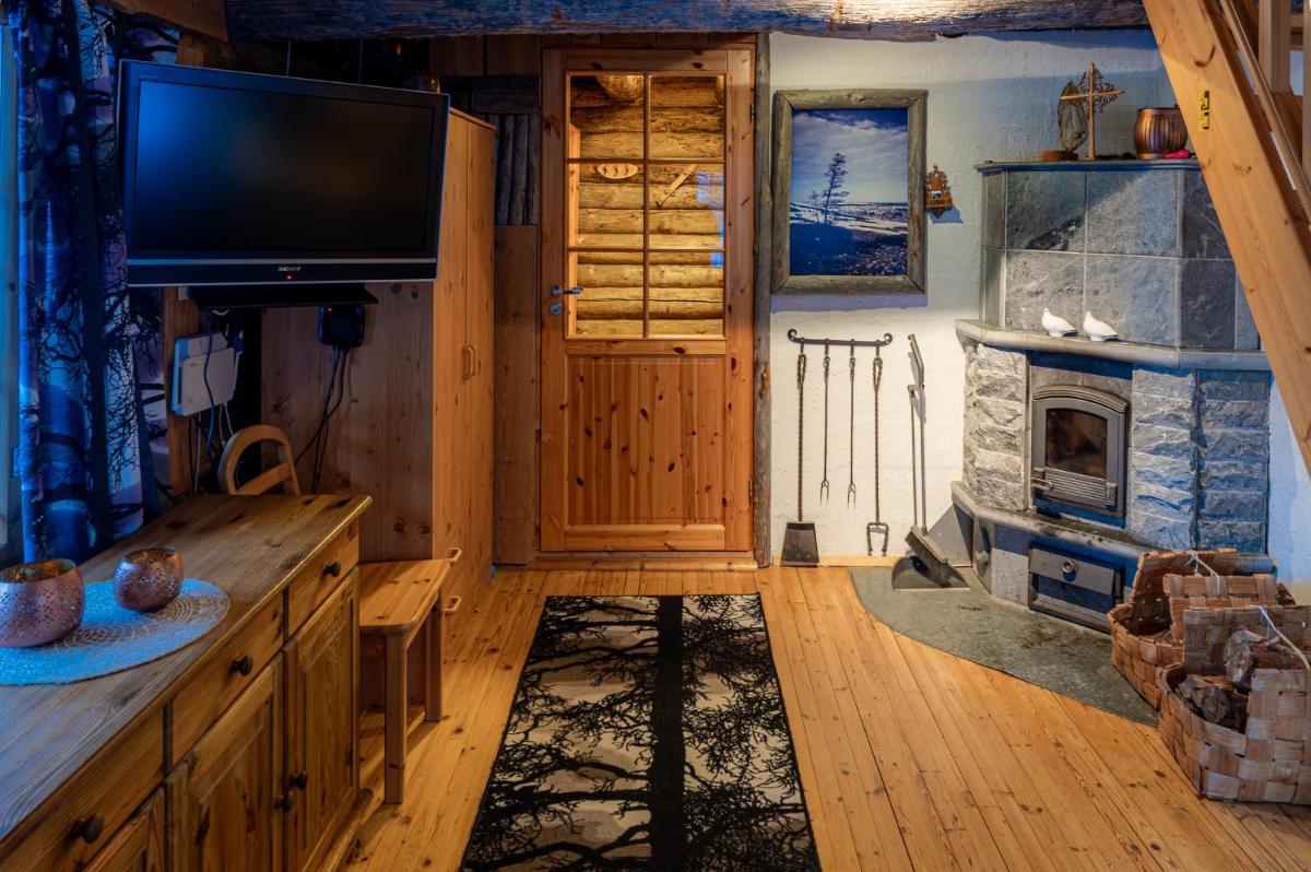 Hillankukka - Housity