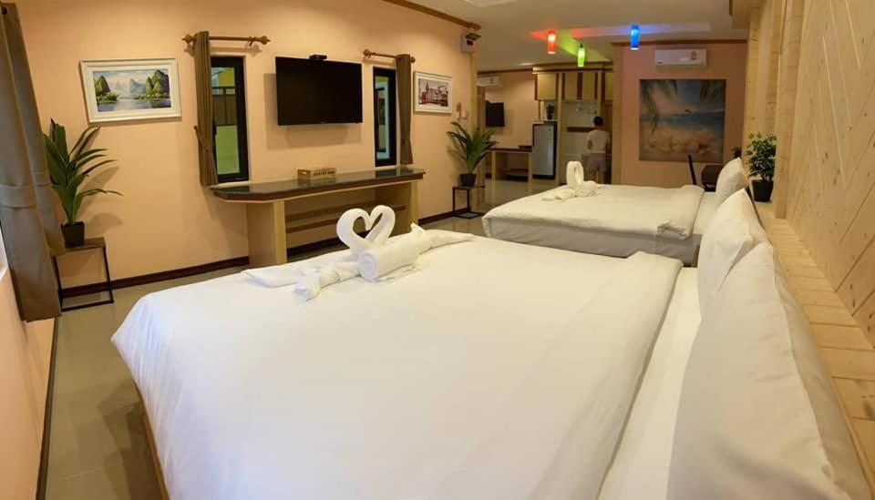บีฮายฮิลล์ รีสอร์ต - Housity