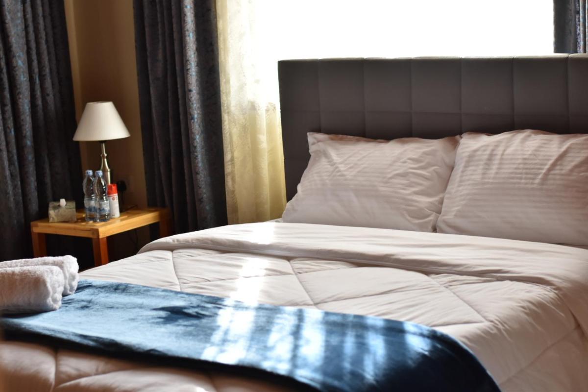 Venia Place - Housity