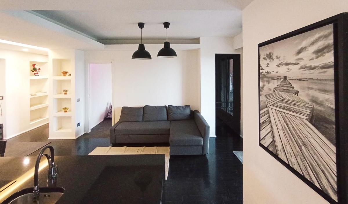 FrenzHouse - Terraced Apartment close to Rho Fiera and San Siro - Housity
