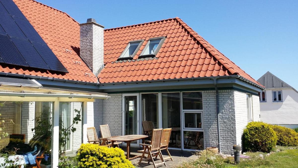 Bed & Breakfast i Vorupør - Housity