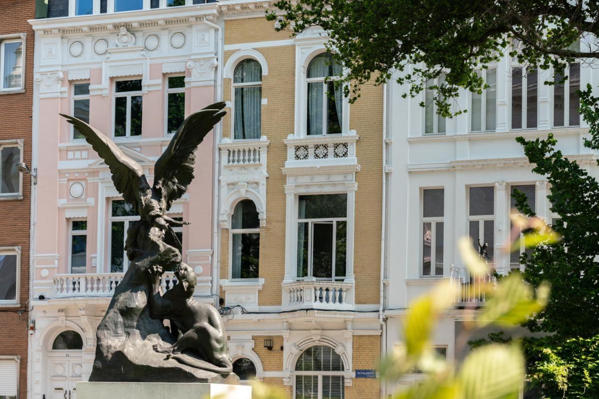 Museum Suites - Housity