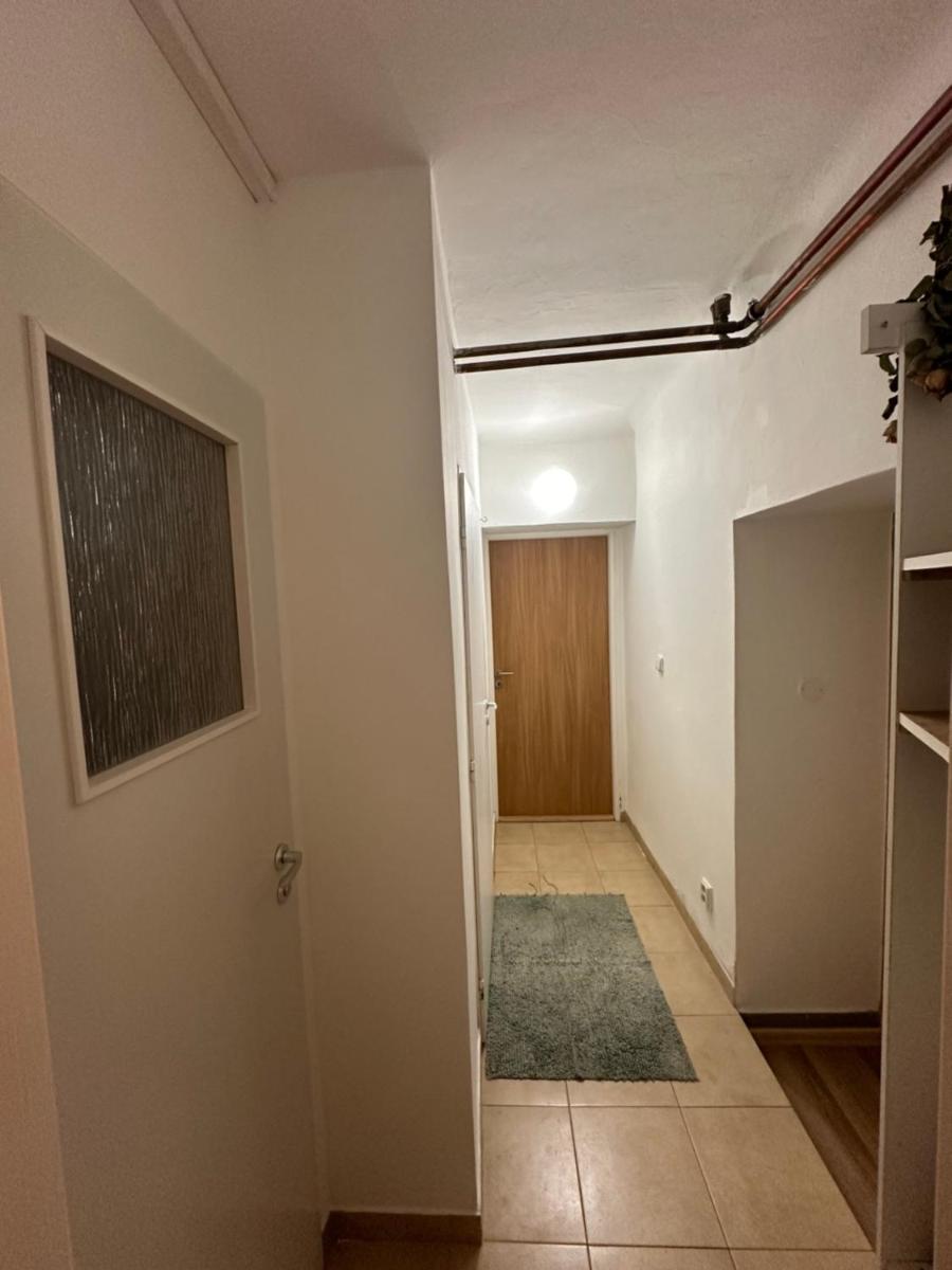 Buddha's Clubhouse - Relax Room with free parking - Housity