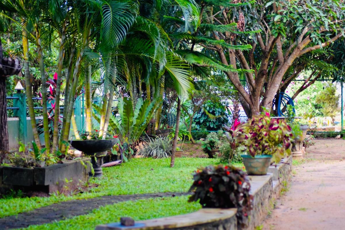 Sinhagiri Villa - Housity