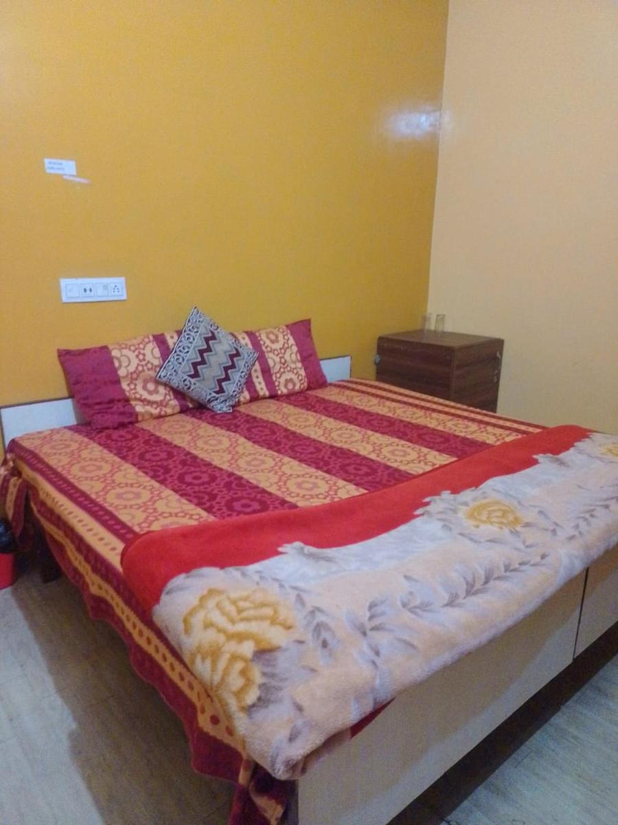HOTEL HELIX -- RAJPURA -- Budget Rooms for Family, Couples, Solo Travellers - Housity