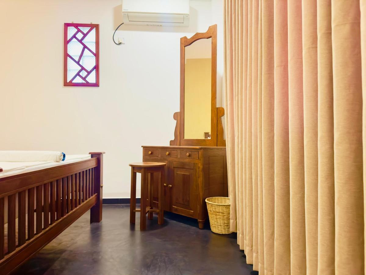 Halcyon Rest - Housity