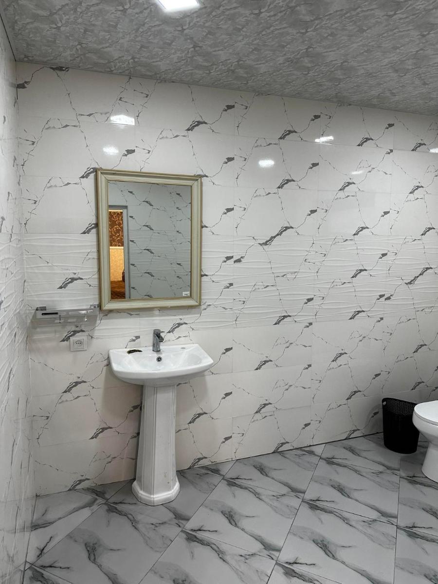 Ishxananoc - Housity