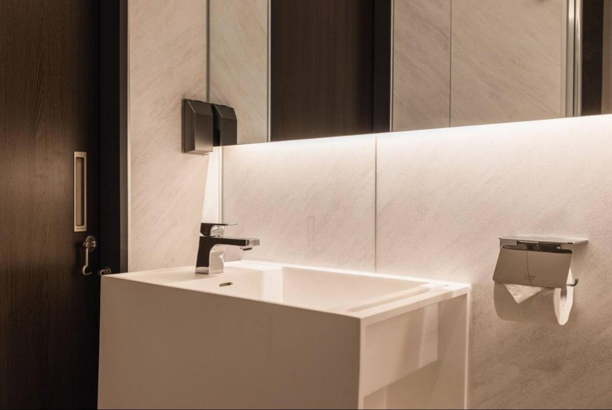 Pillowsopher Hongdae - Housity