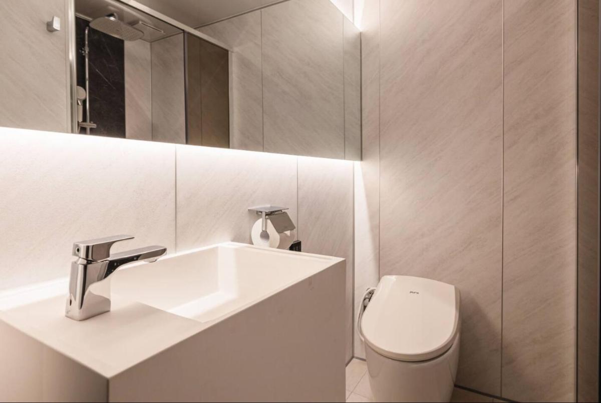 Pillowsopher Hongdae - Housity