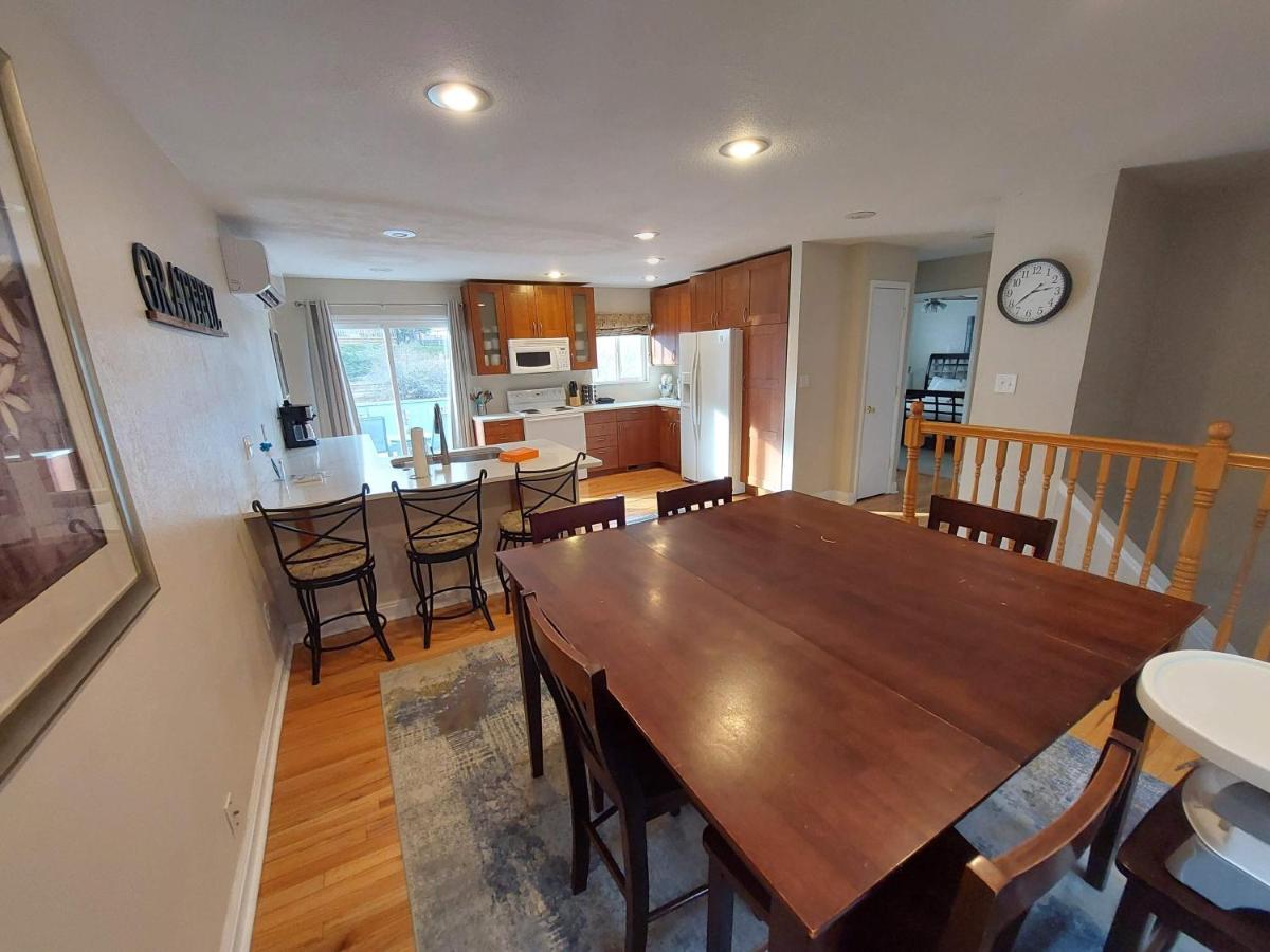 7213 S Tamarac St - Housity