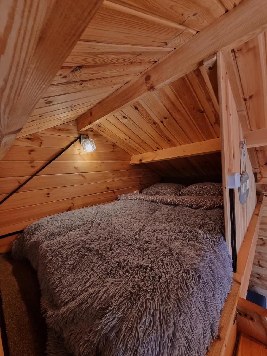 Domki w Dolinie Radomki - Housity