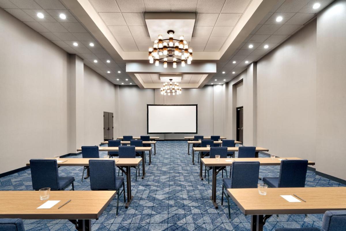 Courtyard by Marriott Ogden - Housity