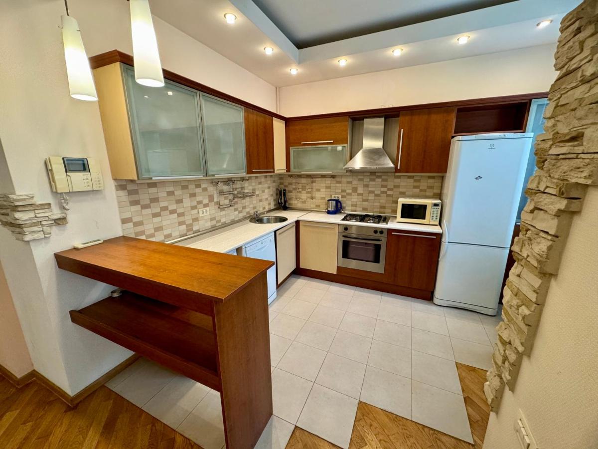 Suitetrails - Four seasons apartment by Baku Housing