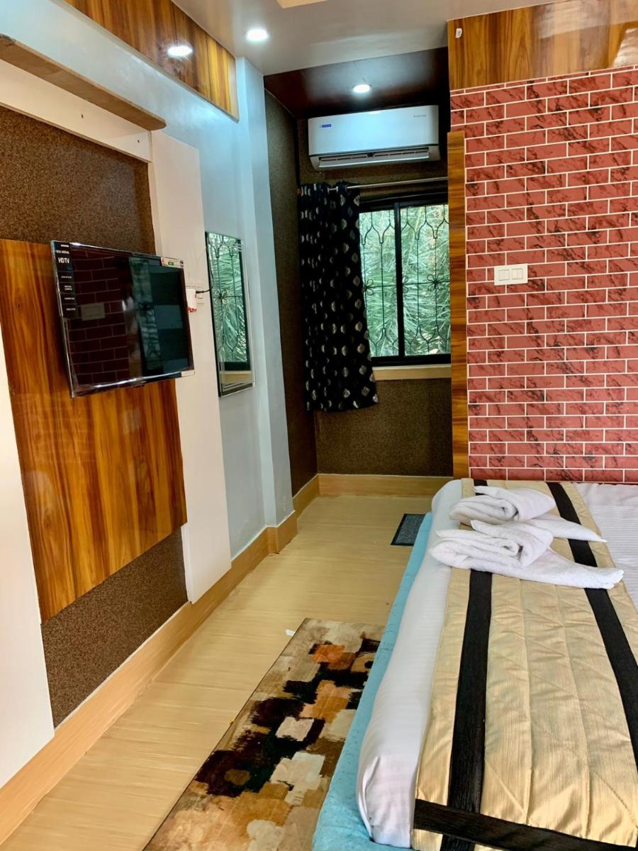 The Royal Beach Resort - Housity