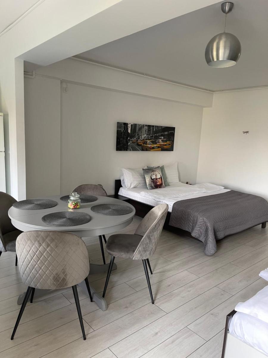 Welcome to Bucharest Airport Residences & Therme-SELF CHECK-IN - Housity