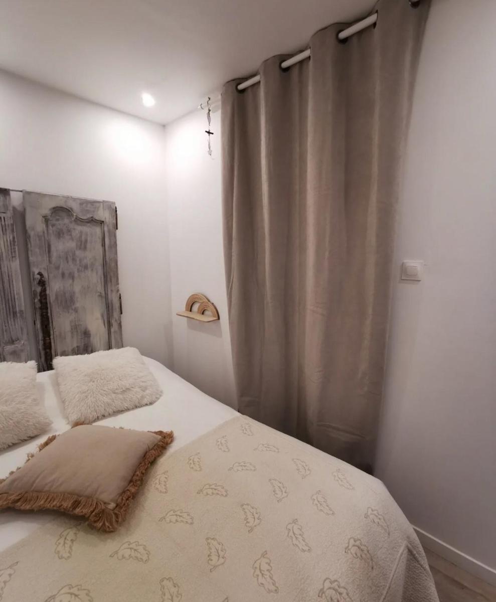Au Poème du Chêne, Logement indépendant, Calme, Parking gratuit - Housity