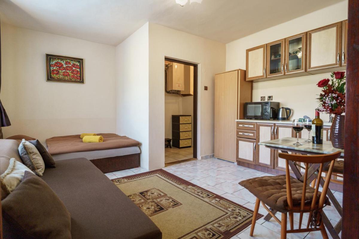 Apartment Melita - The very centre of town - Housity