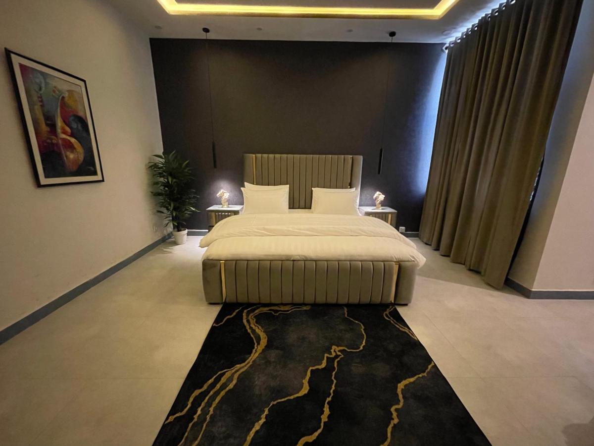 Loft bnb f-10 Islamabad - Housity