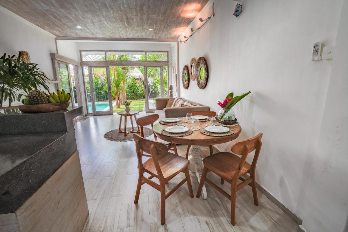 Villa Piece Of Peace private 3BR with large pool and garden - Housity