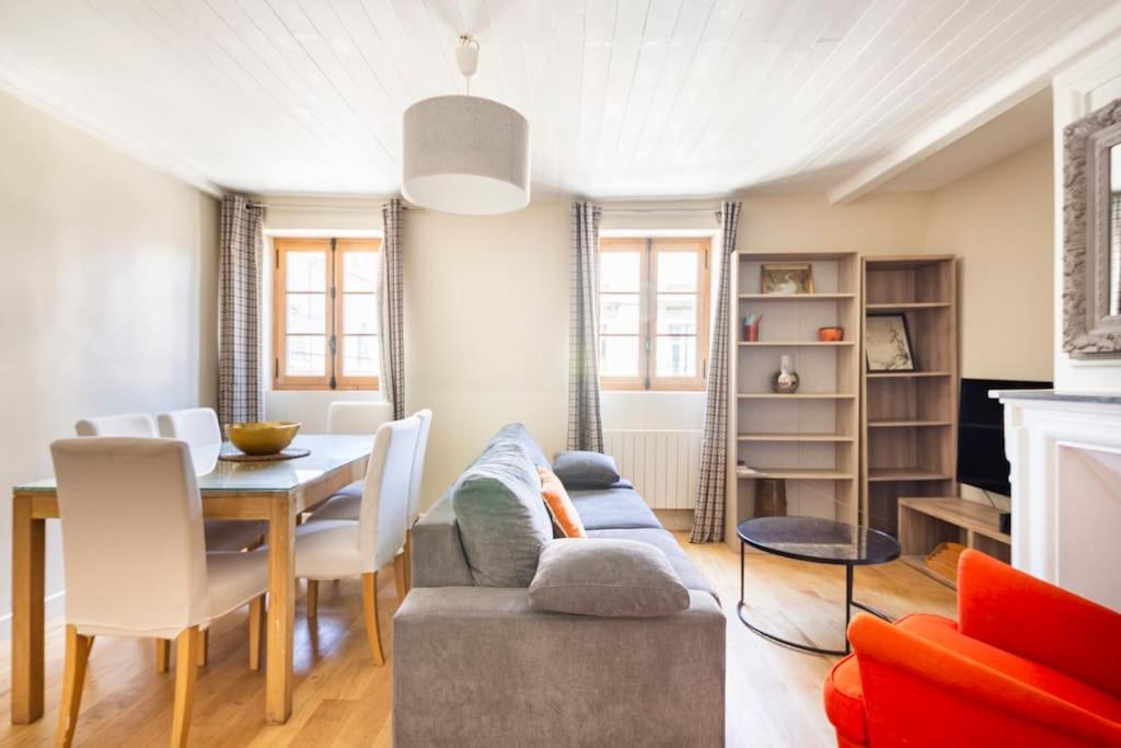 PARLEMENT 2 - 55m2 -2 CH et 2 SDE - Housity