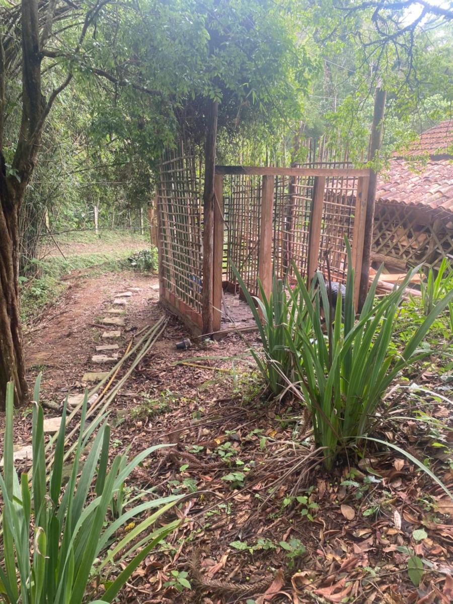 Cachoeira da Gomeira Hospedaria Camping - Housity