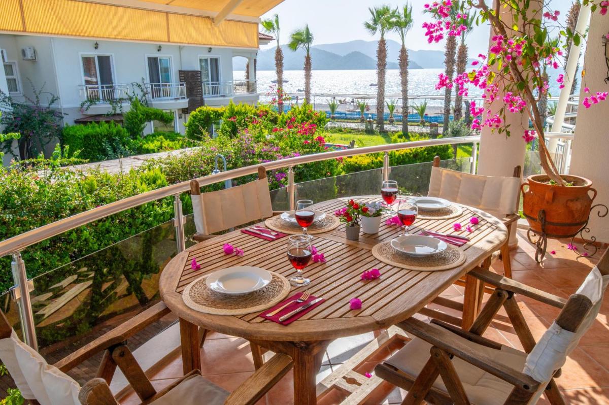 Sunset Beach Resort Aqua Lettings - Housity