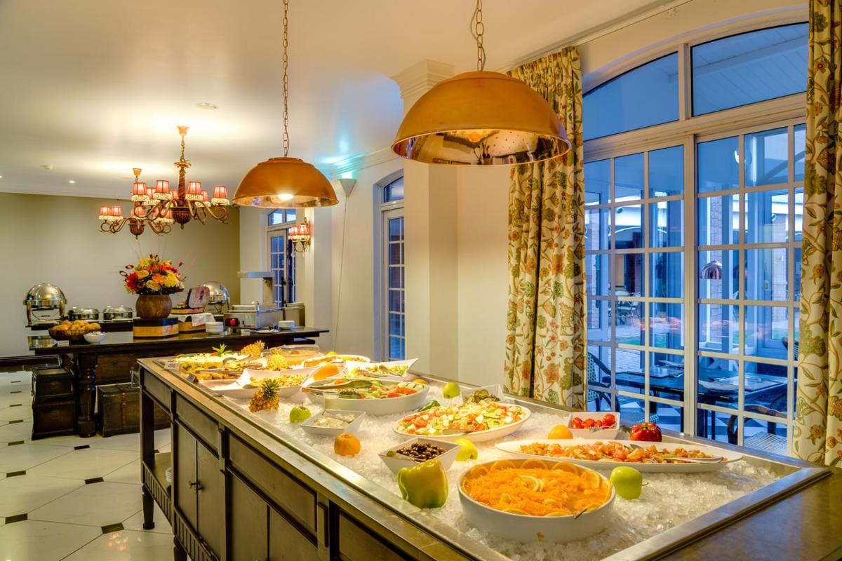 Protea Hotel by Marriott Kimberley - Housity