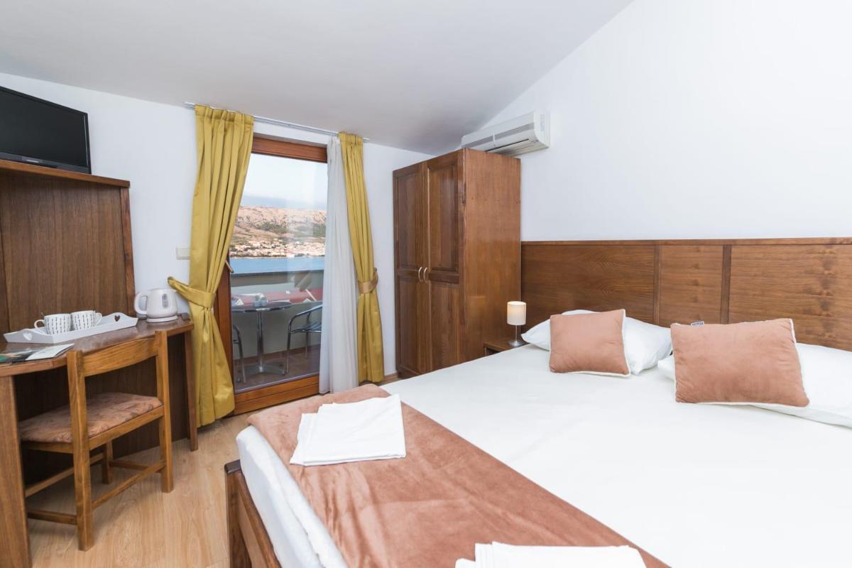 MB Pag Bed&Breakfast - Housity