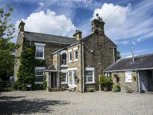 Dowfold House Bed and Breakfast - Housity