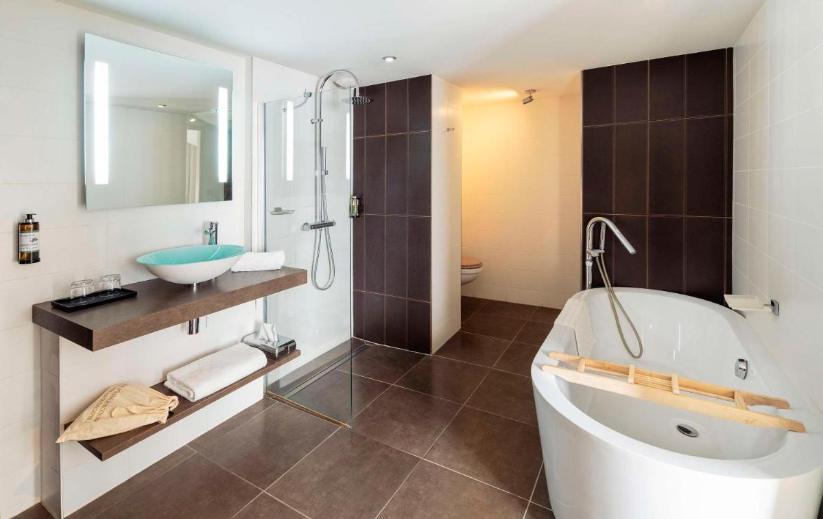 Salle de bains dans l'établissement Best Western Plus Villa Saint Antoine Hotel & Spa