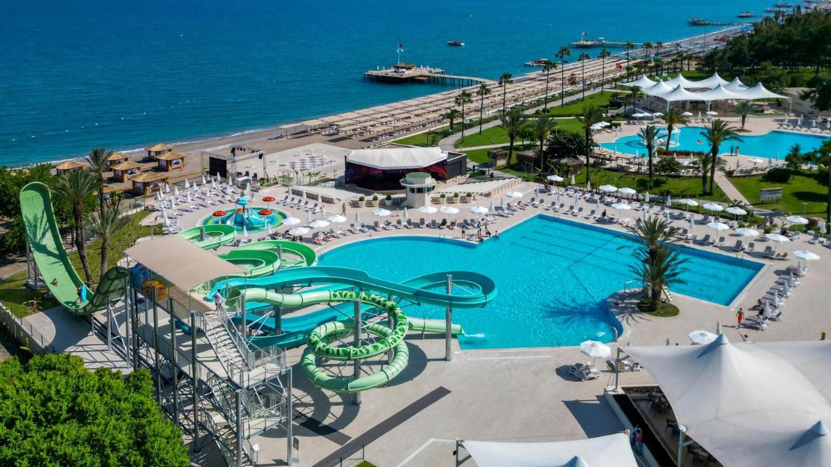 Mirage Park Resort-Ultra All Incl. - Housity