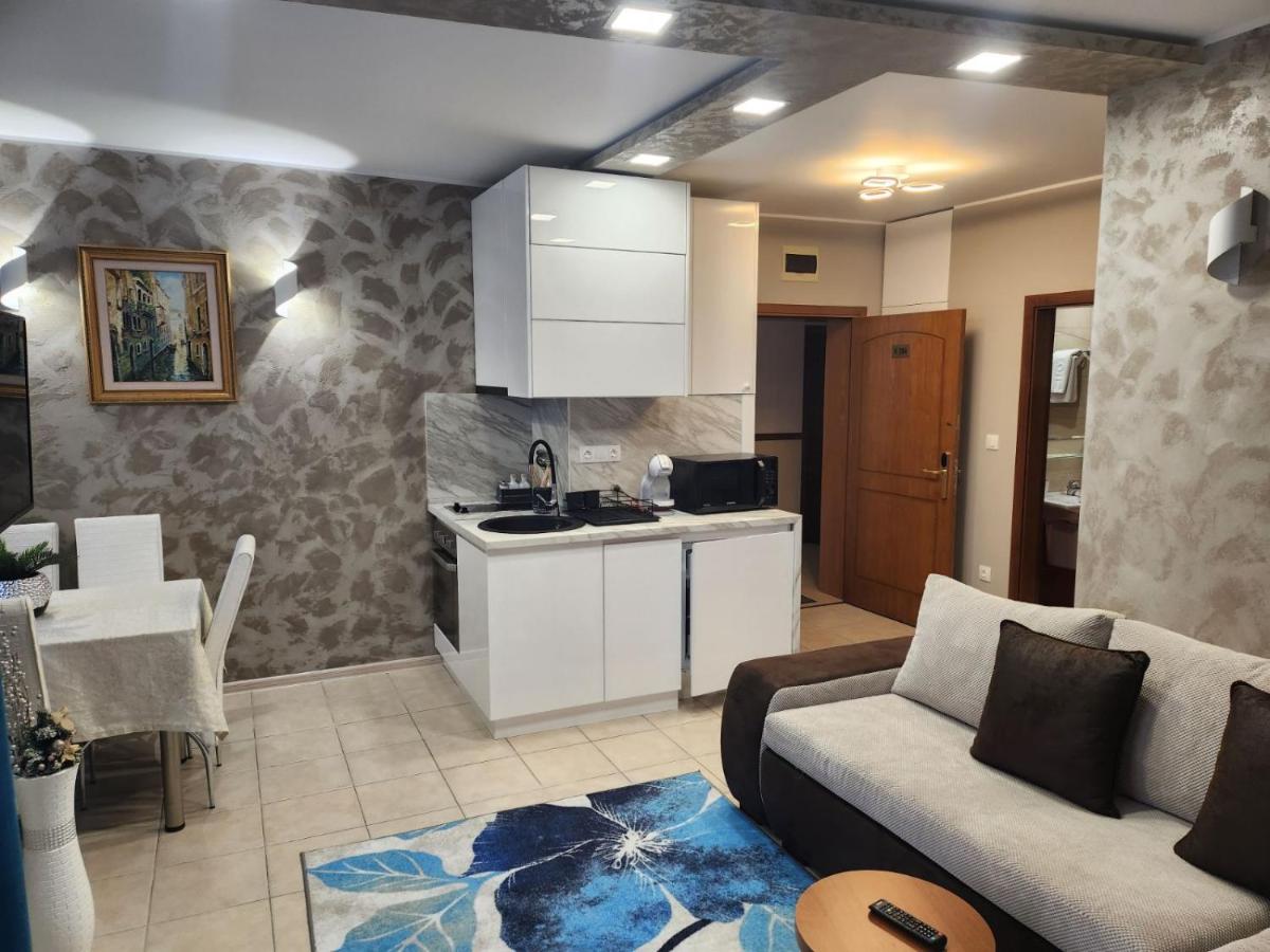 Royal Plaza Apartments Borovets - Housity