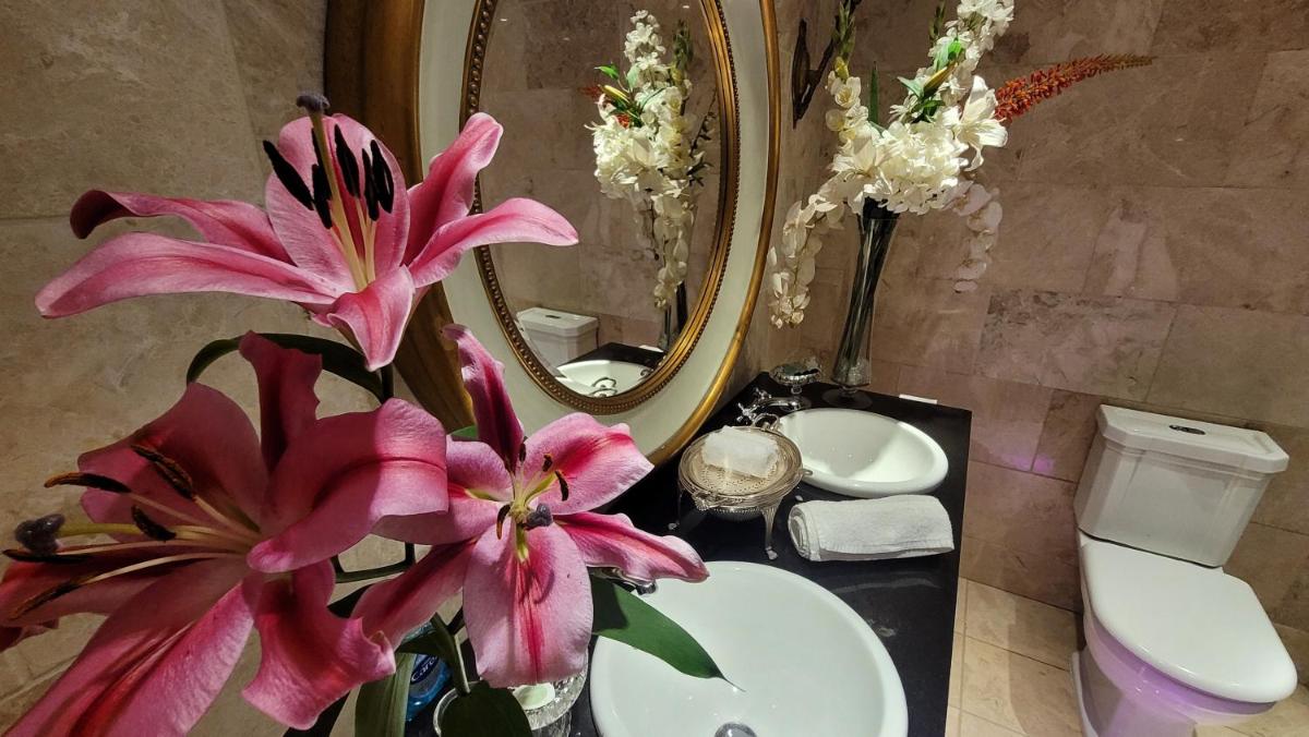 Suitetrails - Ravenscroft B&B