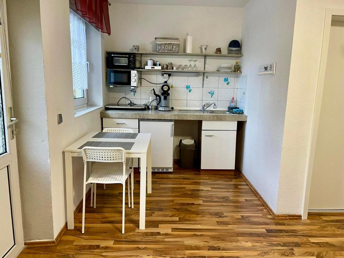 Suitetrails - EasyStay#1 Cozy Studio in Kliniknähe, mit Netflix,Küche & Bad