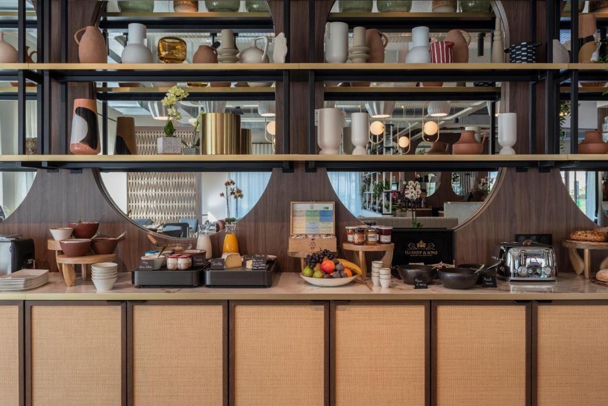 Nourriture dans l'hôtel ou à proximité
