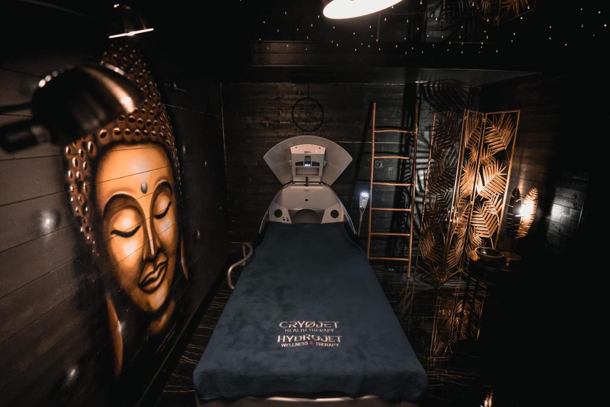 Spa ou équipements de bien-être de l'établissement La villa 10 HÔTEL SPA