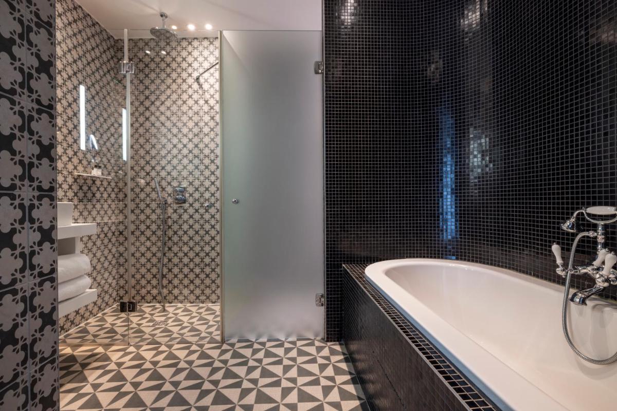 Salle de bains dans l'établissement Hotel L’Antoine