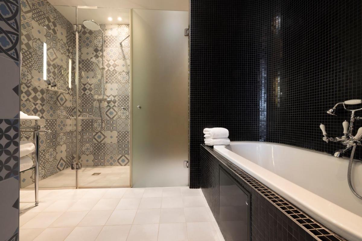 Salle de bains dans l'établissement Hotel L’Antoine