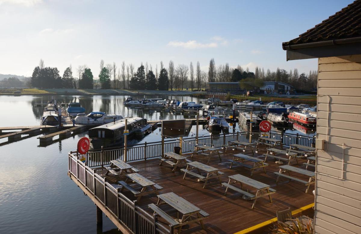 The Quays by Greene King Inns - Housity