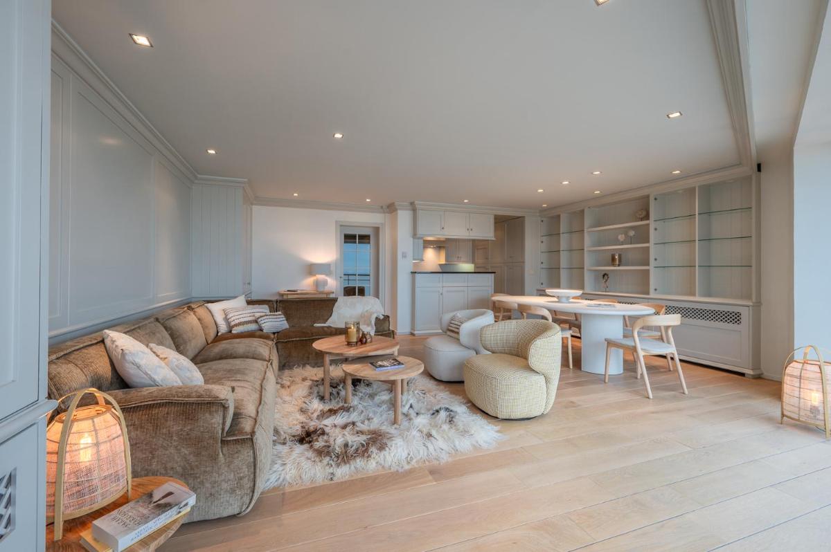 Appartementen op de zeedijk in hartje Knokke - Housity