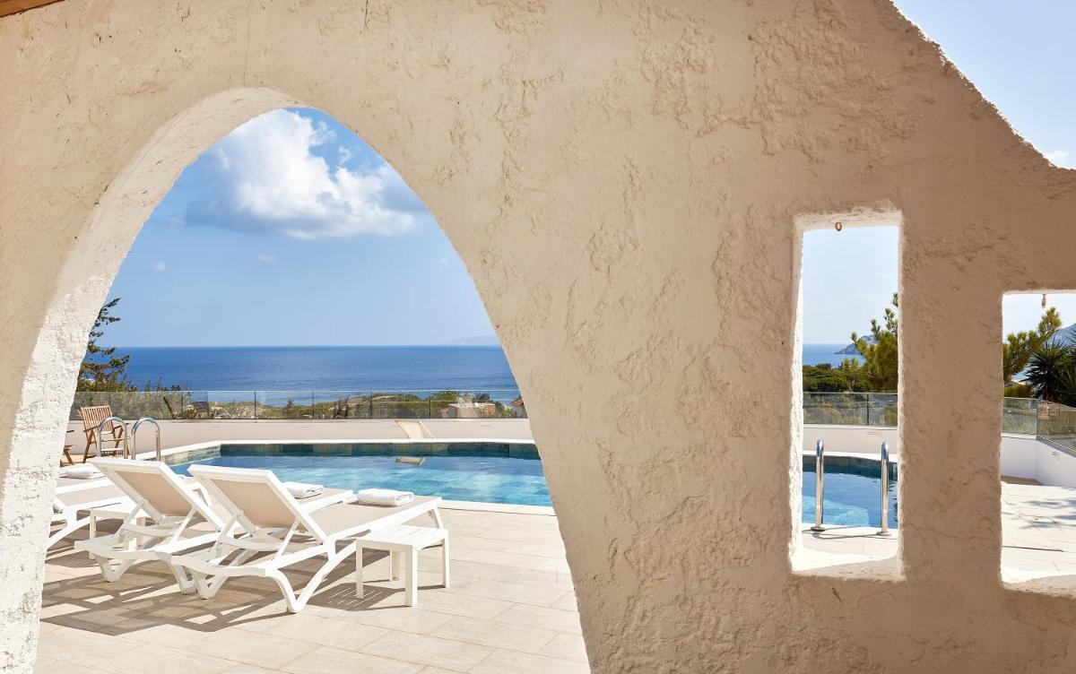Villa Elena Agia Pelagia - with private swimming pool - Housity