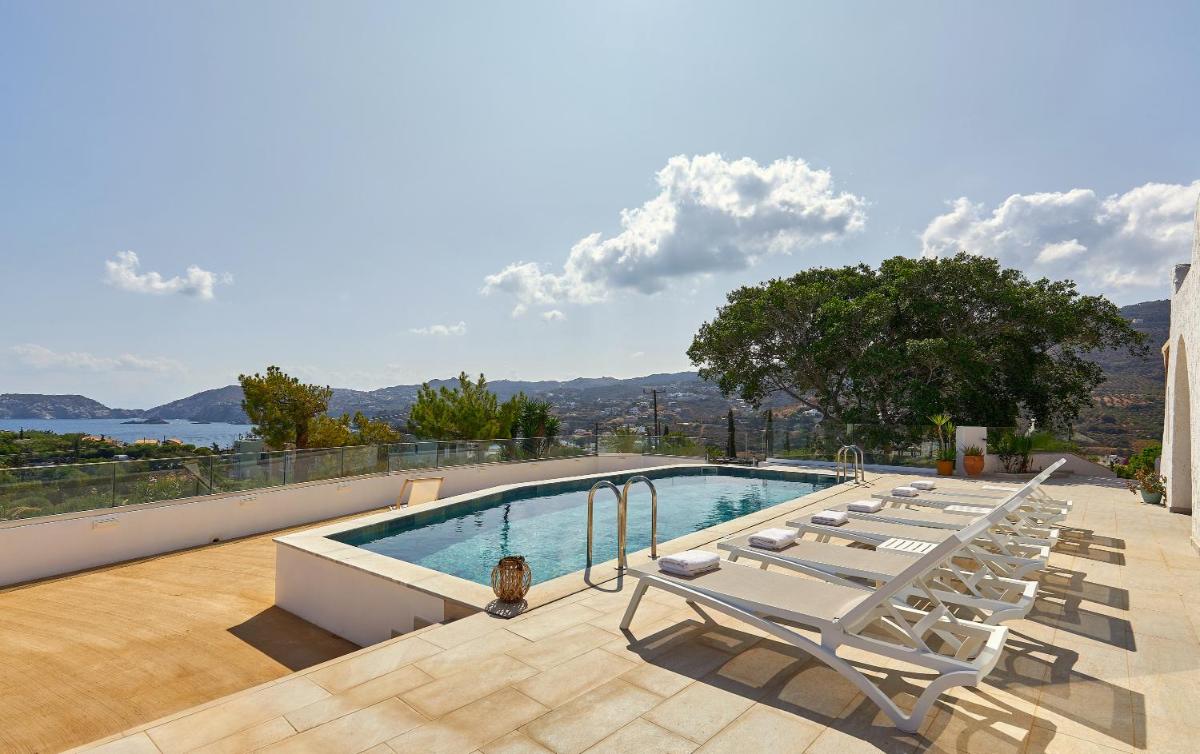 Villa Elena Agia Pelagia - with private swimming pool - Housity