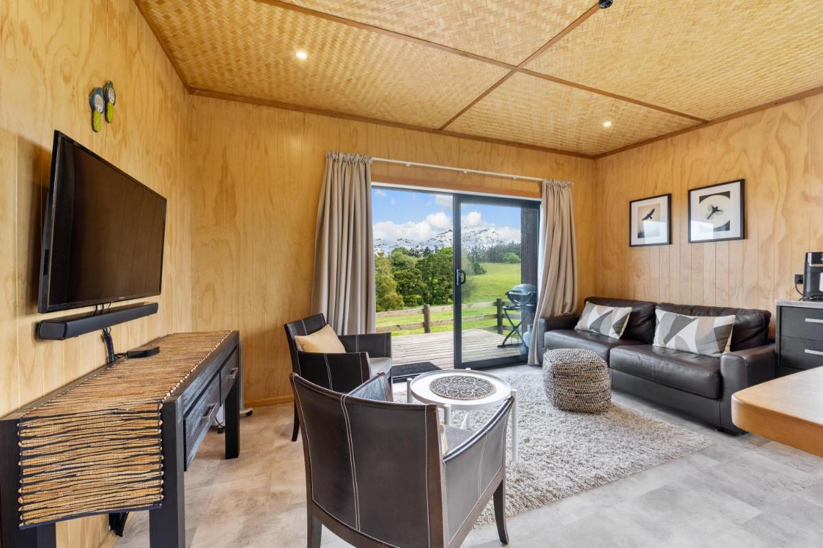Kūkū Kabin - Waimate North Eco Holiday Cabin - Hizvo
