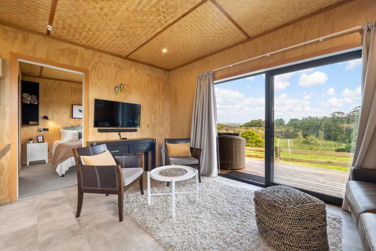 Kūkū Kabin - Waimate North Eco Holiday Cabin - Hizvo