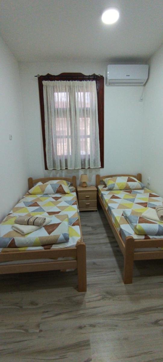 Aurora Apartment - Hizvo