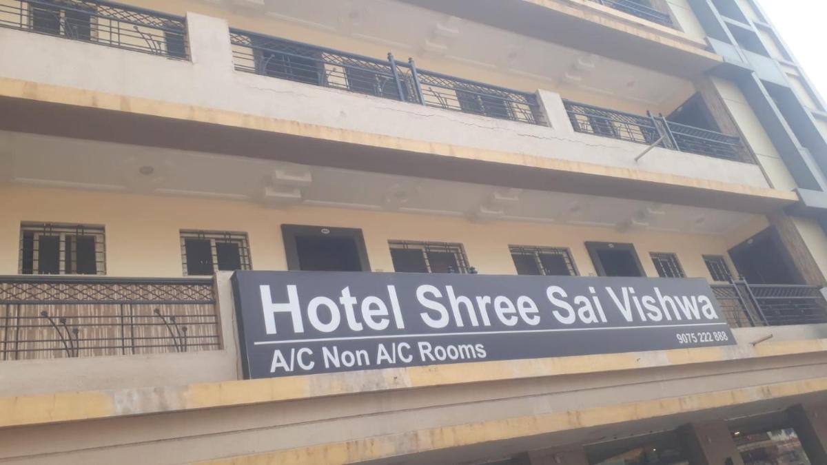 Shree Sai Vishwa Hotel - Housity